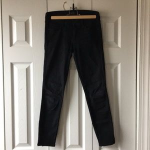 Mother Denim “The Vamp” Cropped Black Skinny Jean